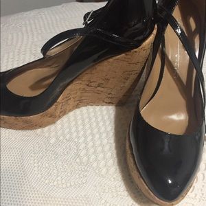 Tapeet by Vicini wedged pump